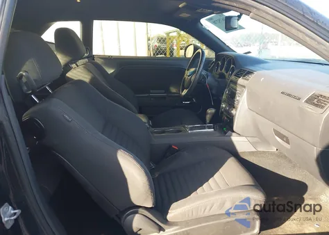 2014 Dodge Challenger Sxt from USA, damaged, VIN 2C3CDYAG4EH195412